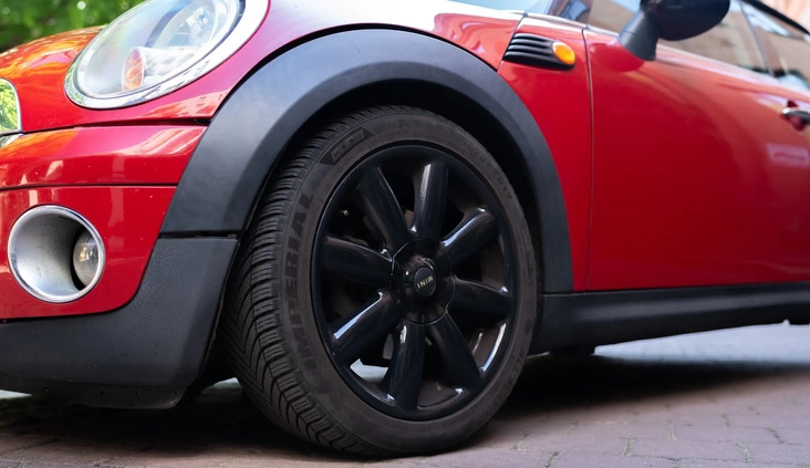 MINI ONE cena 9500 przebieg: 177777, rok produkcji 2007 z Szczecin małe 172